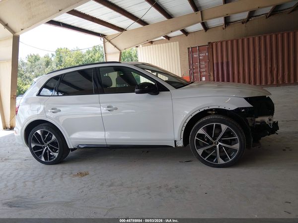 2022 AUDI SQ5