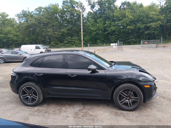 2020 PORSCHE MACAN