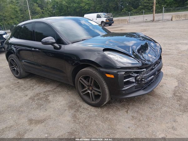 2020 PORSCHE MACAN
