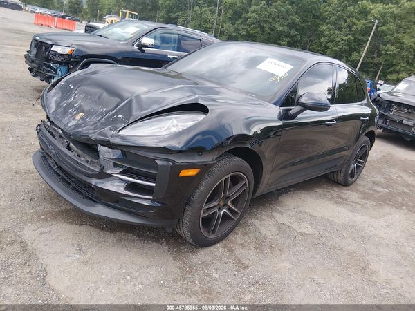 2020 PORSCHE MACAN