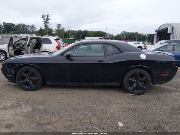 2013 DODGE CHALLENGER SXT PLUS