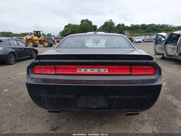 2013 DODGE CHALLENGER SXT PLUS