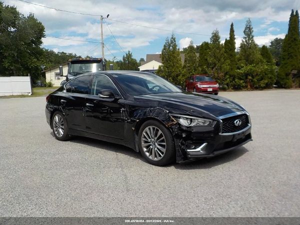 2023 INFINITI Q50 LUXE AWD