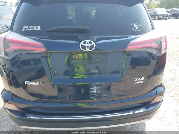 2018 TOYOTA RAV4 XLE