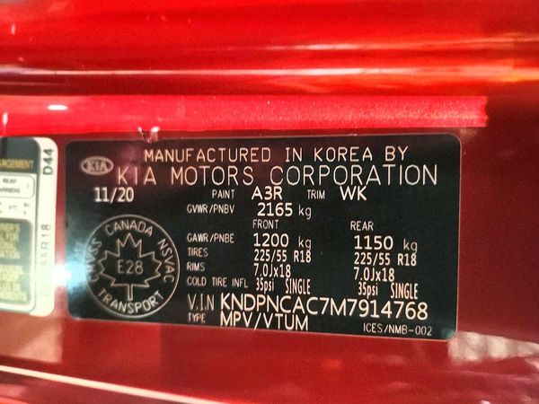 2021 KIA SPORTAGE EX — VINS