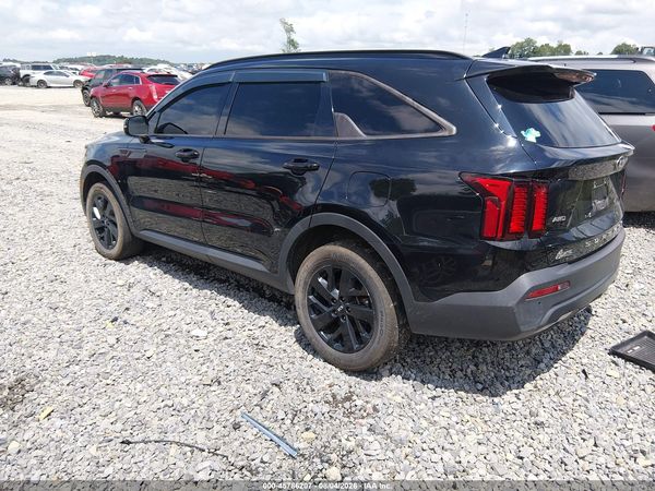 2021 KIA SORENTO S — I3