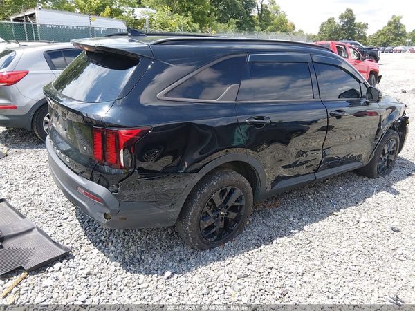 2021 KIA SORENTO S — I4