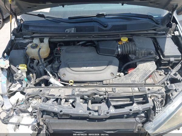 2017 CHRYSLER PACIFICA LX — I10