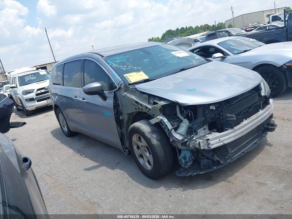2017 CHRYSLER PACIFICA LX — I116
