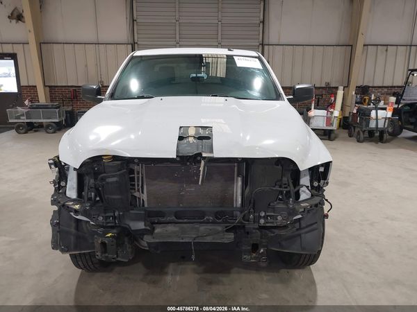 2022 RAM 1500 CLASSIC TRADESMAN  4X4 5'7 BOX
