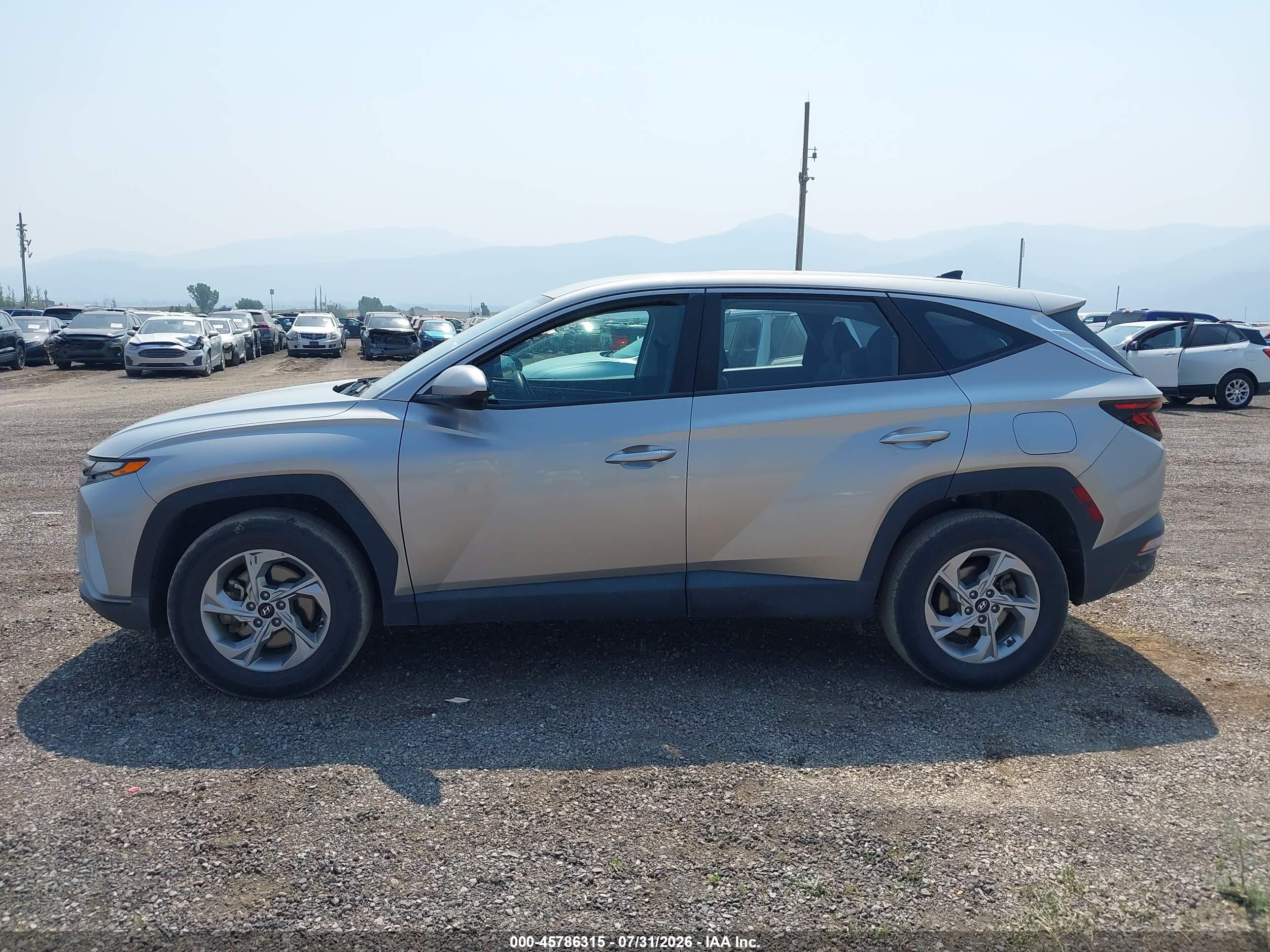 2023 HYUNDAI TUCSON SE