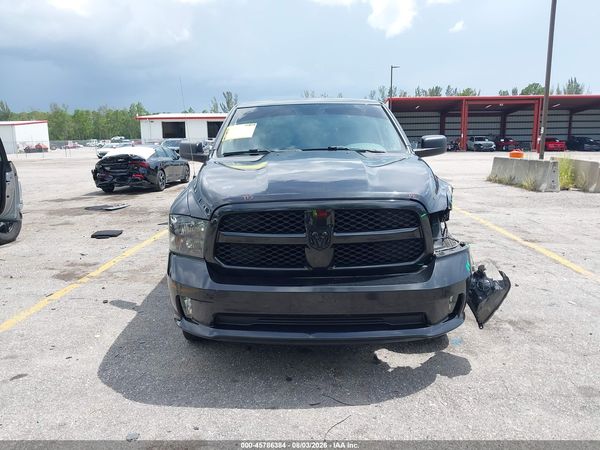 2016 RAM 1500 ST