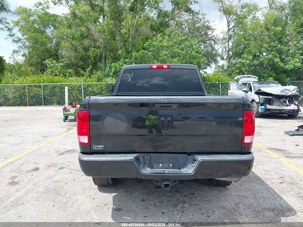 2016 RAM 1500 ST