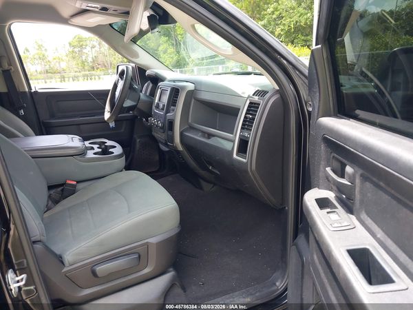 2016 RAM 1500 ST