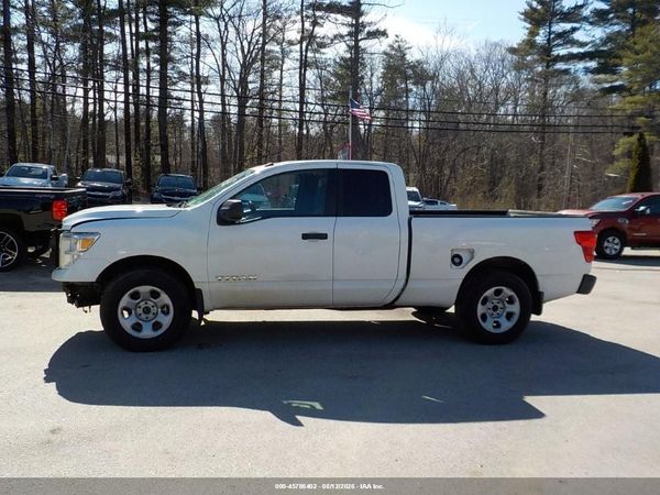 2019 NISSAN TITAN S