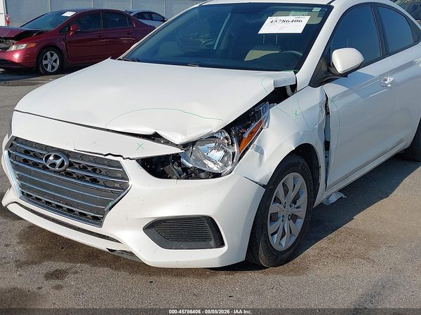 2022 HYUNDAI ACCENT SE