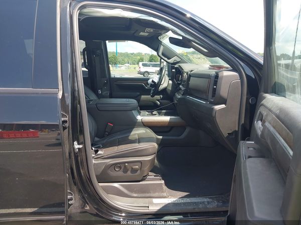 2024 CHEVROLET SILVERADO 2500HD — I5