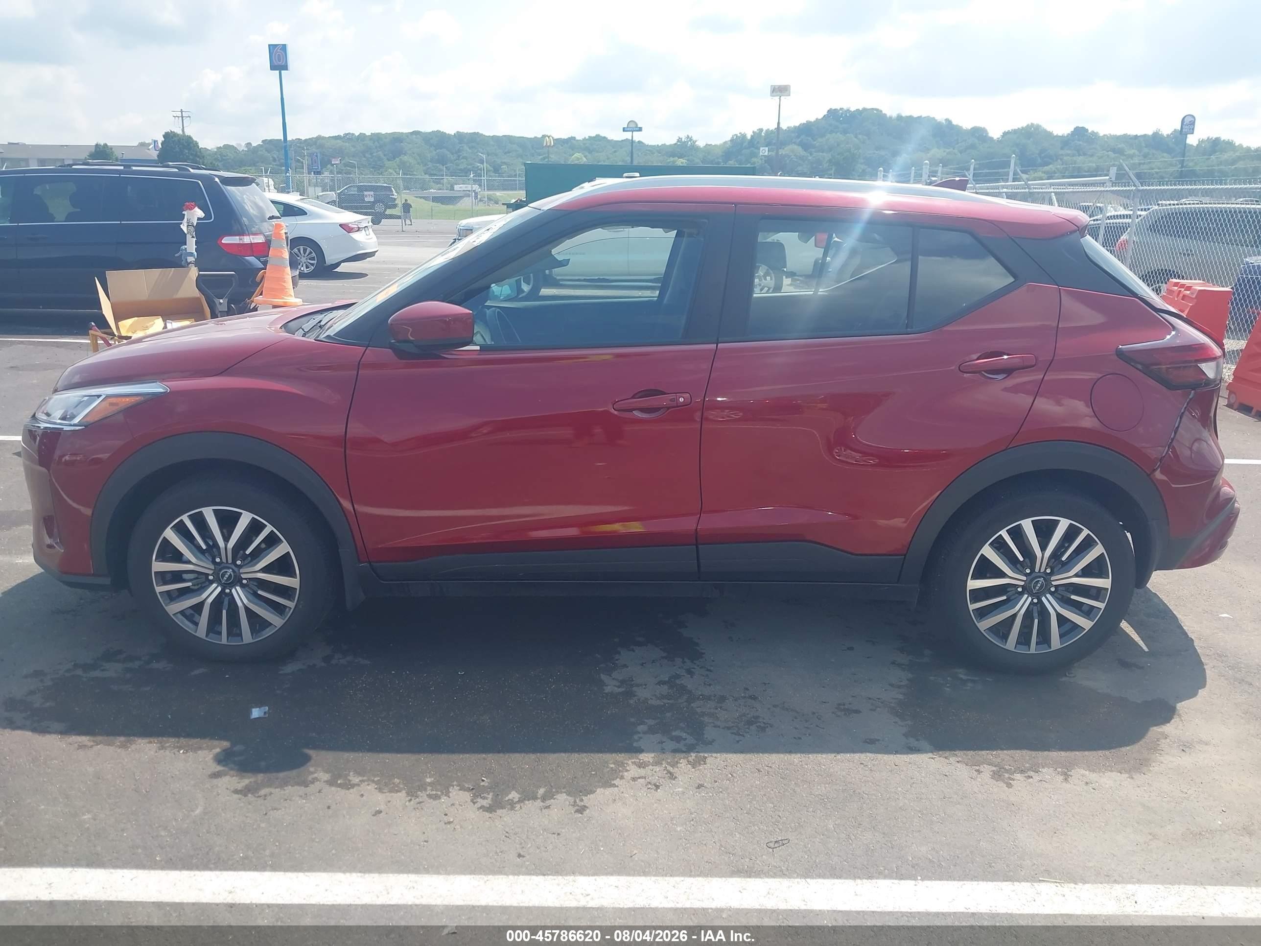 2024 NISSAN KICKS SV XTRONIC CVT