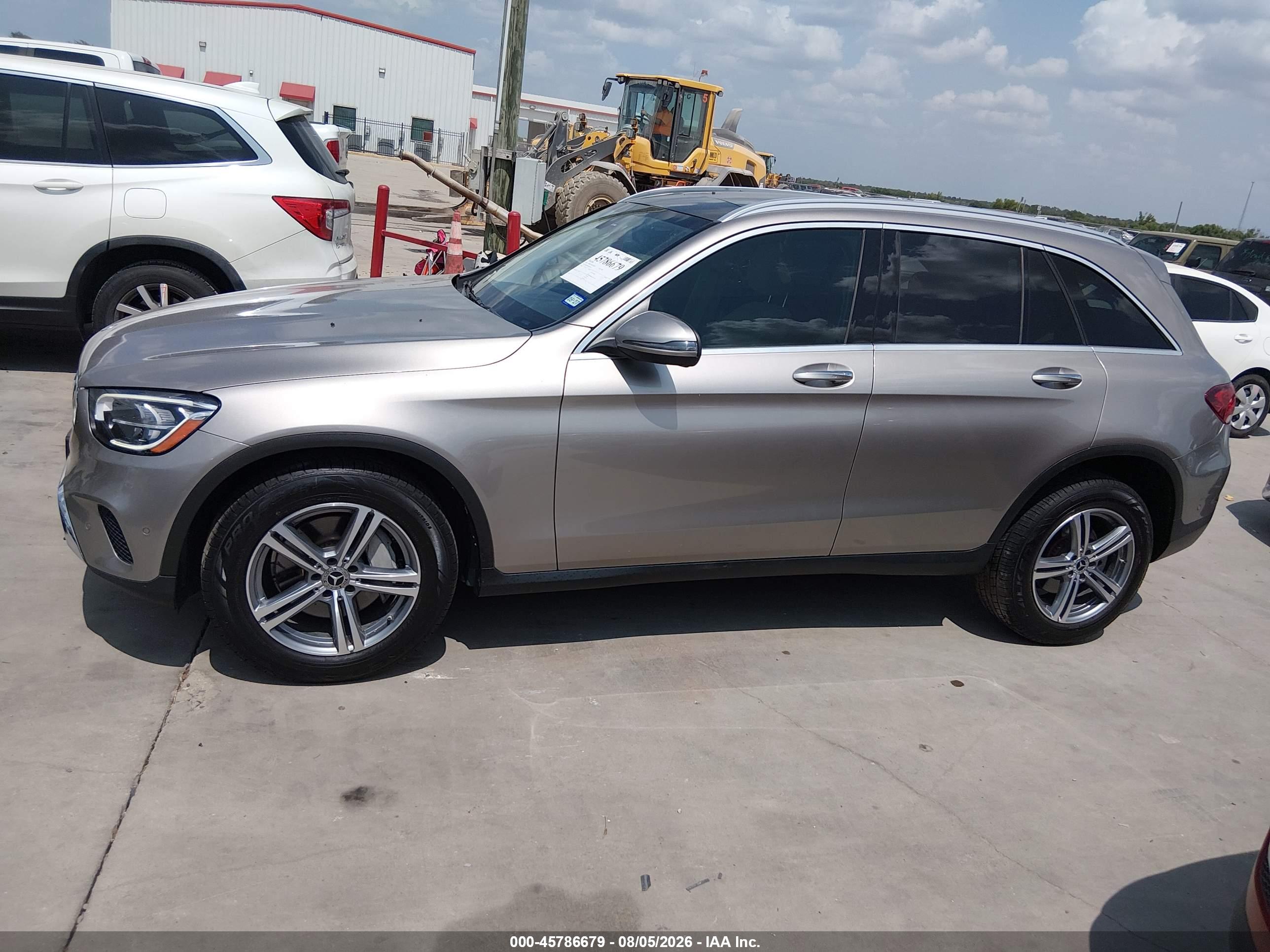 2021 MERCEDES-BENZ GLC 300 4MATIC SUV