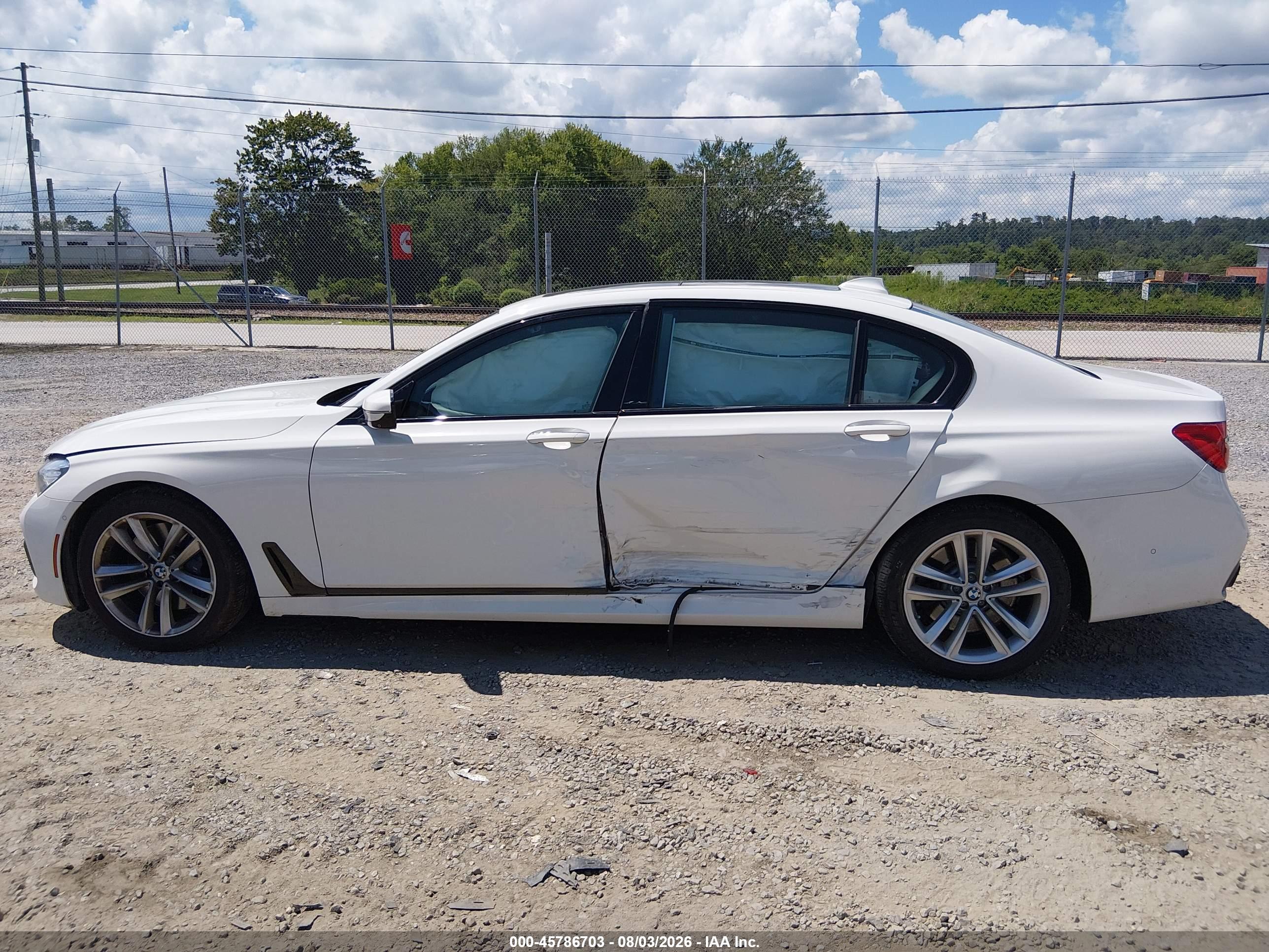2019 BMW 740I