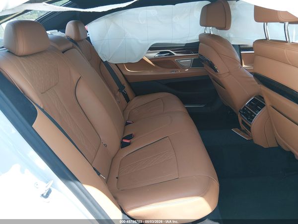 2019 BMW 740I