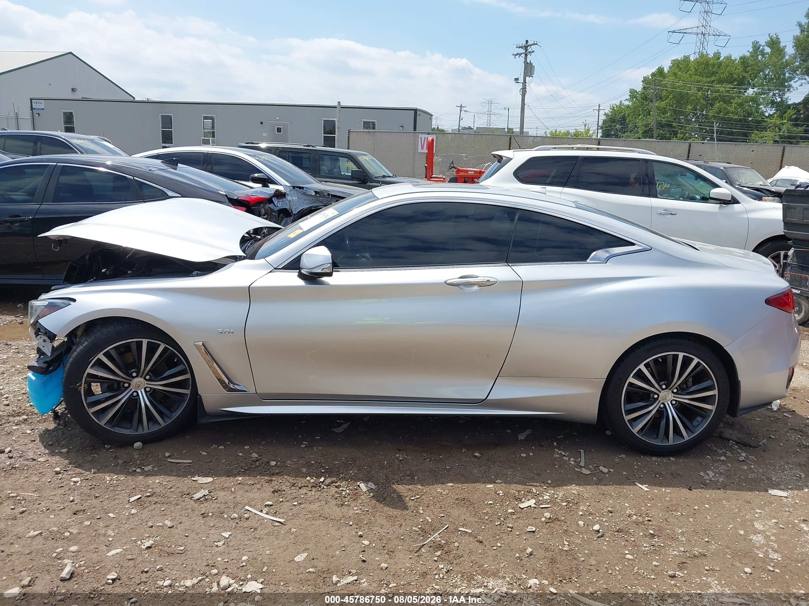 2019 INFINITI Q60 3.0T LUXE