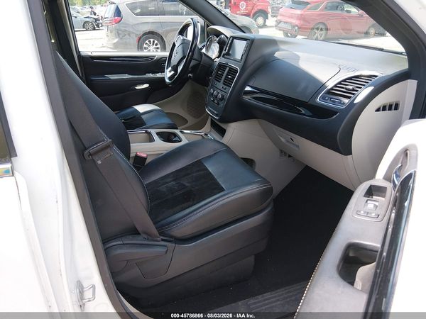 2018 DODGE GRAND CARAVAN SXT — I5