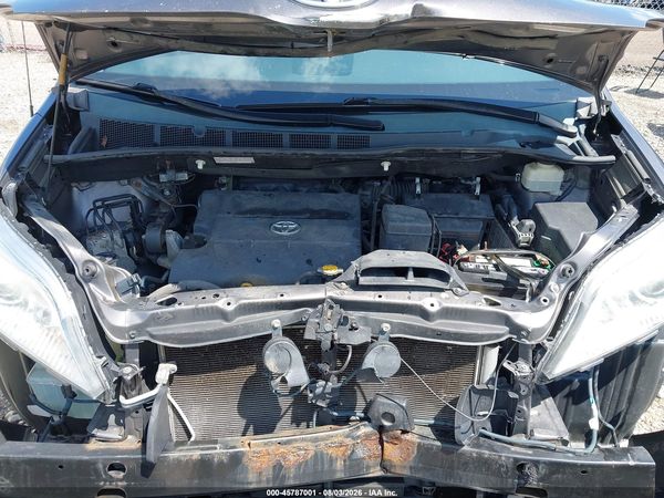 2013 TOYOTA SIENNA XLE 7 PASSENGER