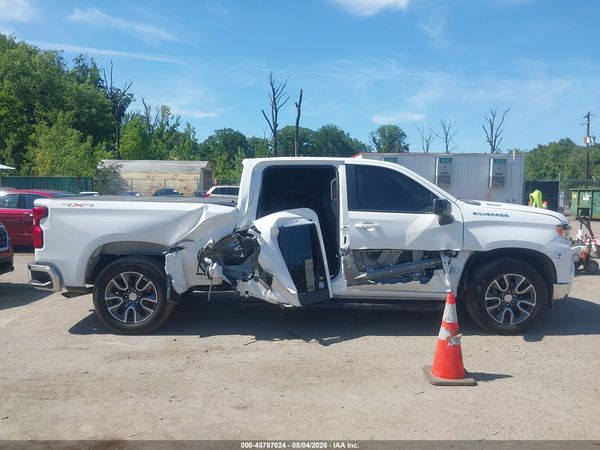 2022 CHEVROLET SILVERADO 1500 4WD  STANDARD BED LT — I116