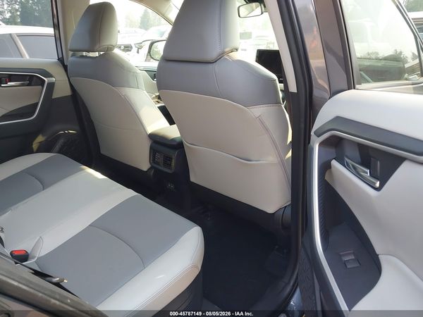 2025 TOYOTA RAV4 HYBRID XLE PREMIUM