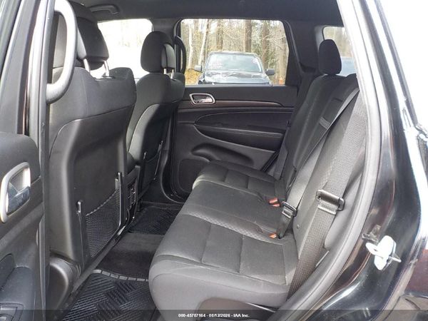 2018 JEEP GRAND CHEROKEE LAREDO E 4X4