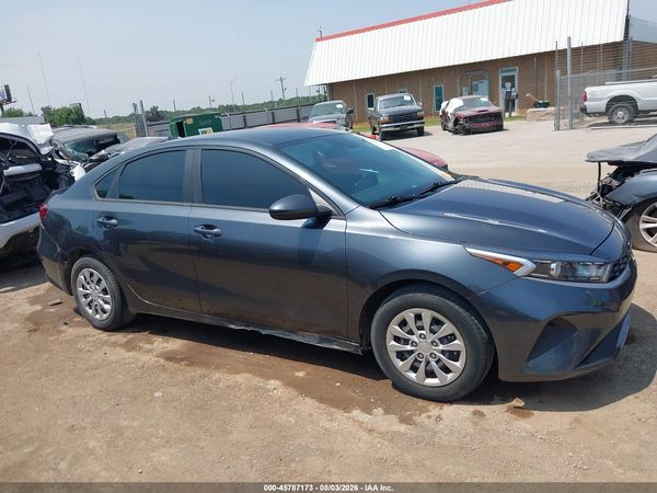 2023 KIA FORTE LX