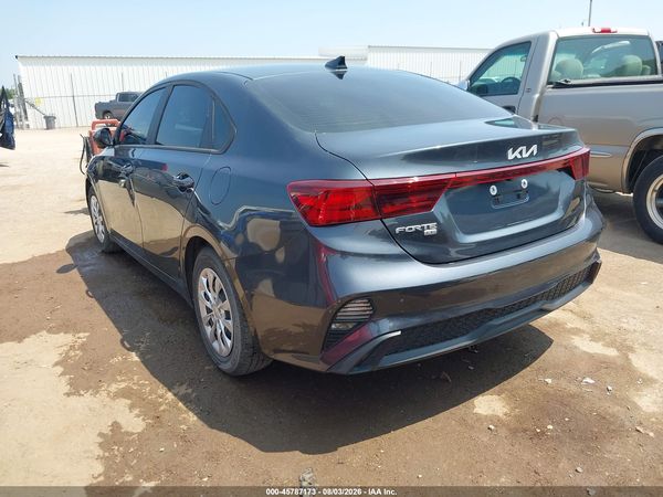 2023 KIA FORTE LX