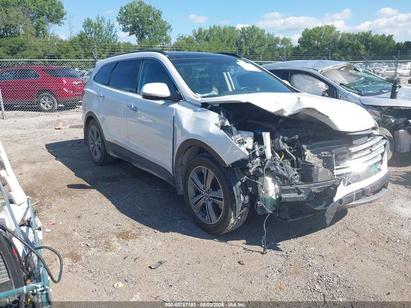 2016 HYUNDAI SANTA FE SE