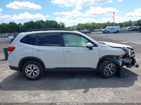 2024 SUBARU FORESTER PREMIUM
