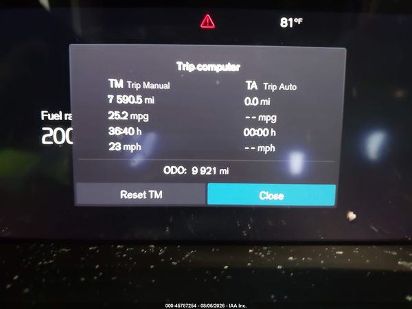 2025 VOLVO XC40 B5 CORE BRIGHT THEME