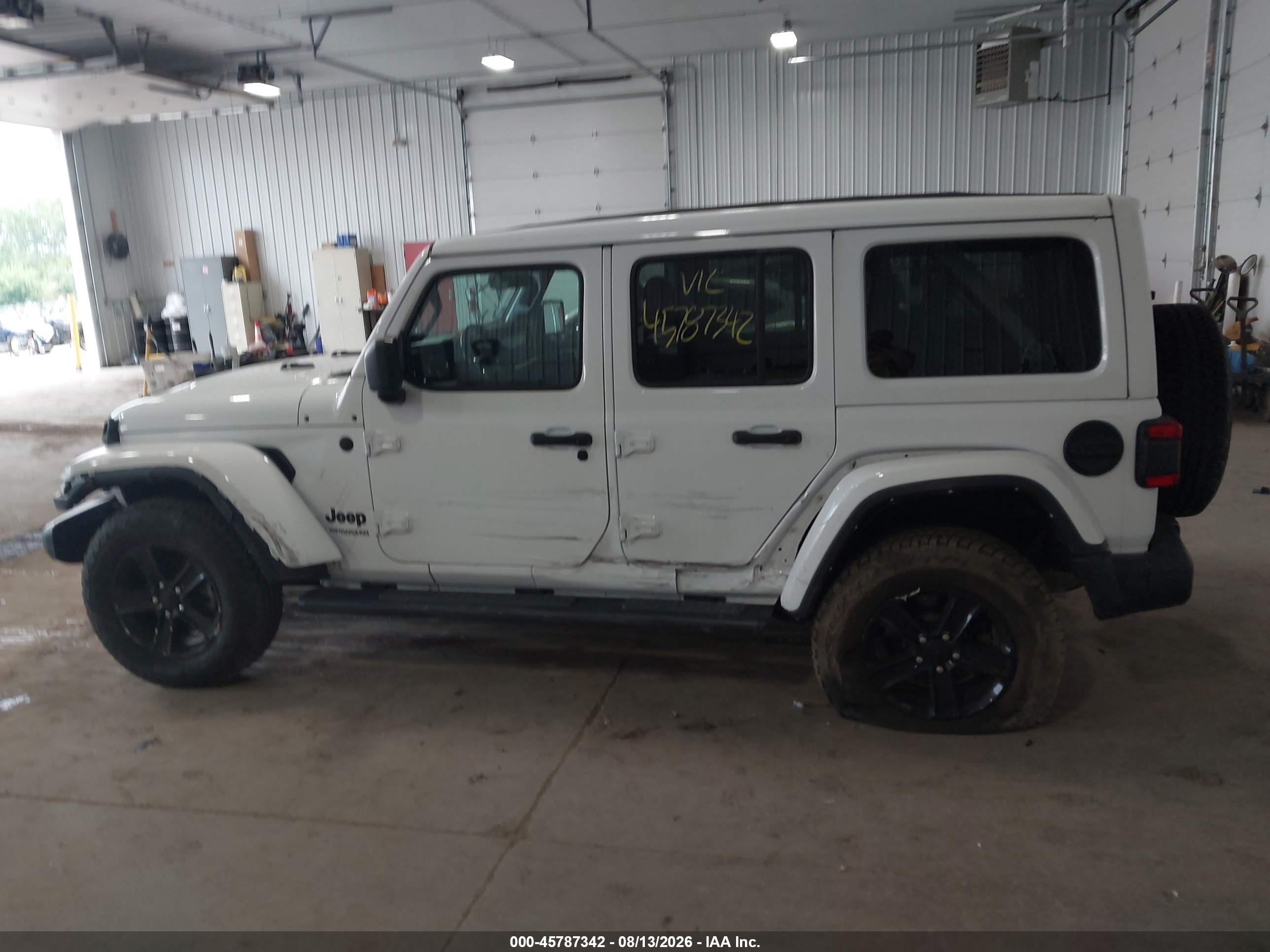 2022 JEEP WRANGLER UNLIMITED SAHARA ALTITUDE 4X4