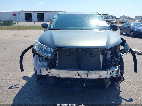 2019 TOYOTA HIGHLANDER LIMITED PLATINUM