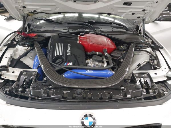 2015 BMW M4