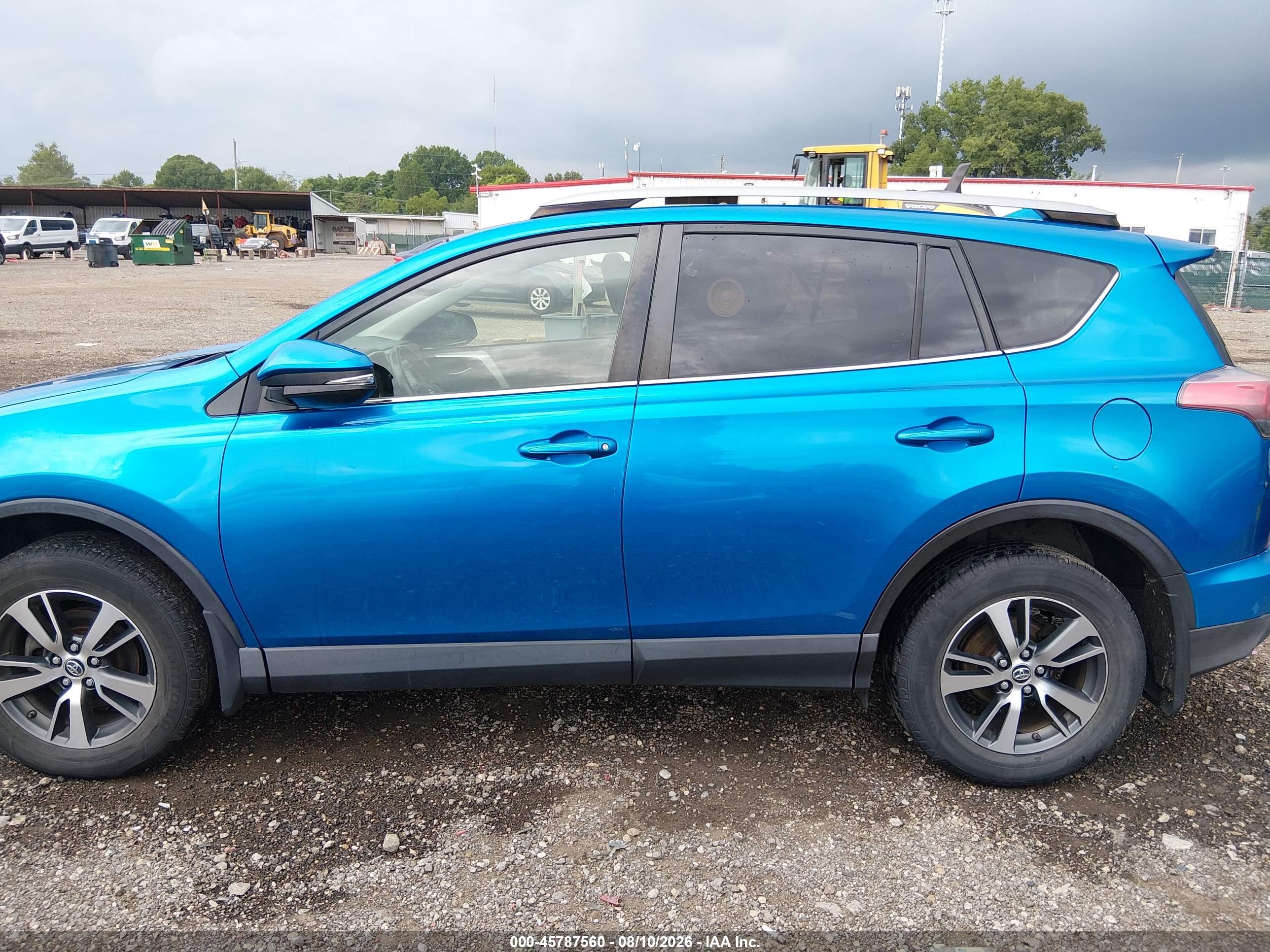 2018 TOYOTA RAV4 XLE