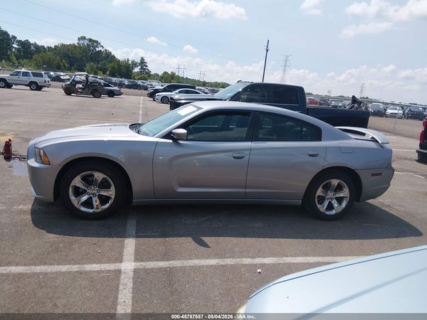 2014 DODGE CHARGER SE