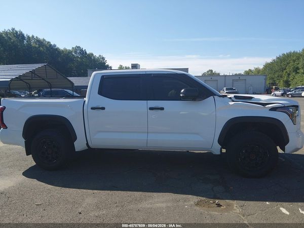2026 TOYOTA TUNDRA HYBRID