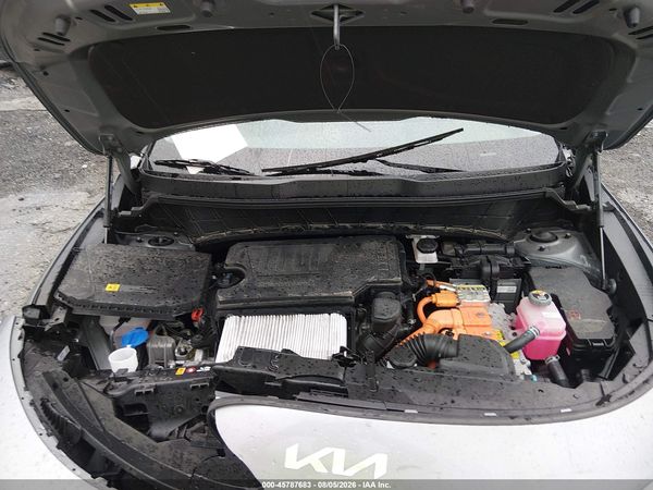 2025 KIA NIRO LX
