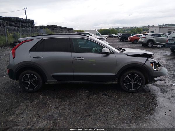 2025 KIA NIRO LX