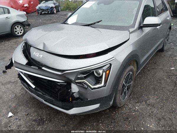 2025 KIA NIRO LX