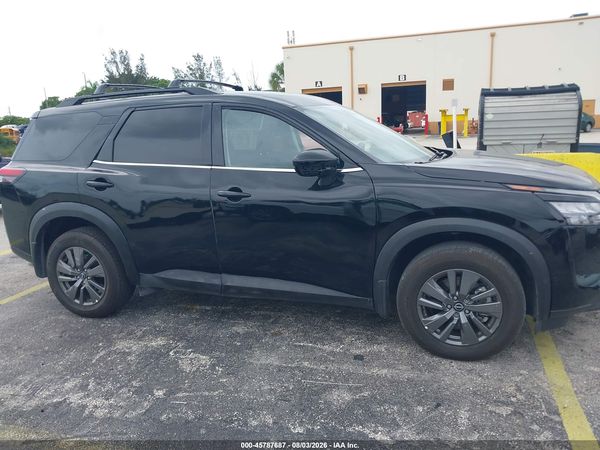 2025 NISSAN PATHFINDER SV FWD