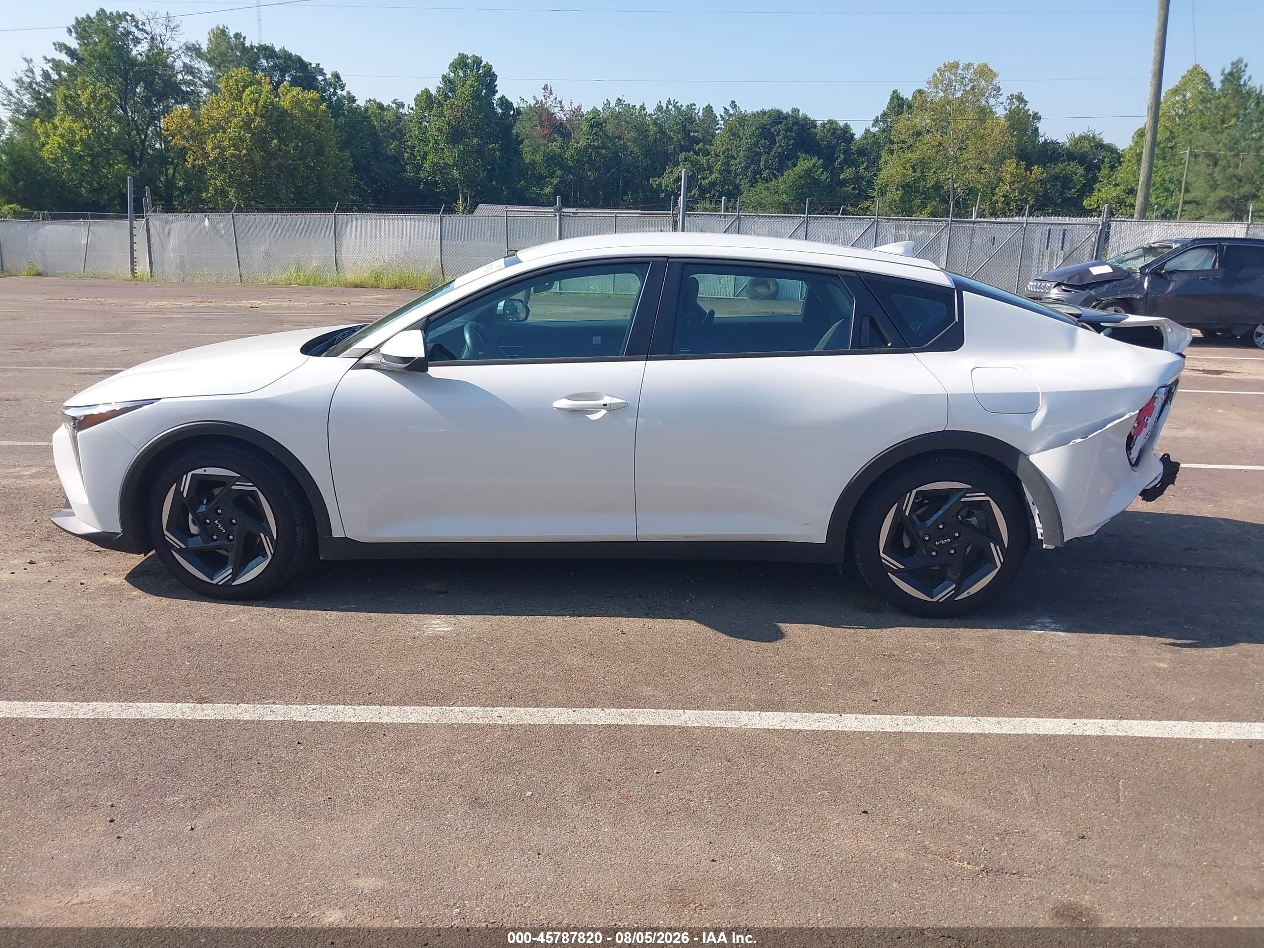 2025 KIA K4 EX