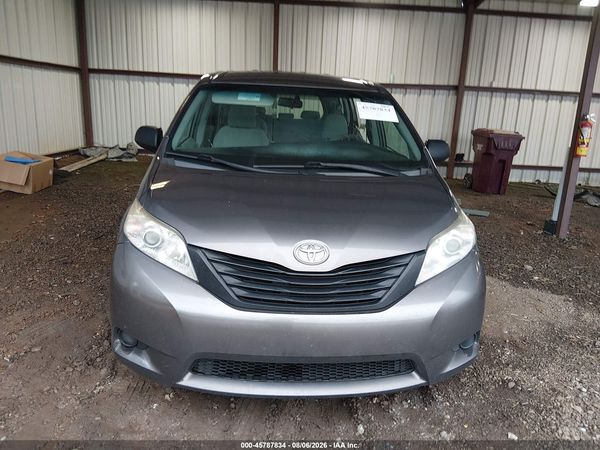 2017 TOYOTA SIENNA L 7 PASSENGER