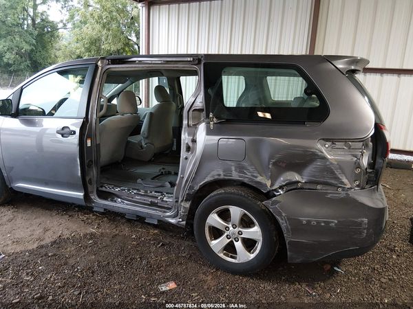 2017 TOYOTA SIENNA L 7 PASSENGER