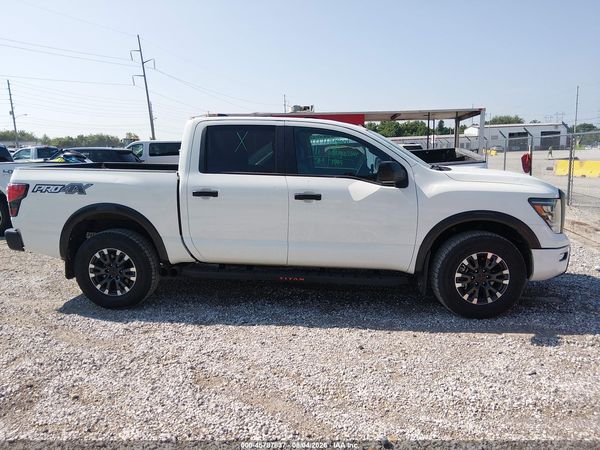 2024 NISSAN TITAN PRO-4X 4X4 — I116